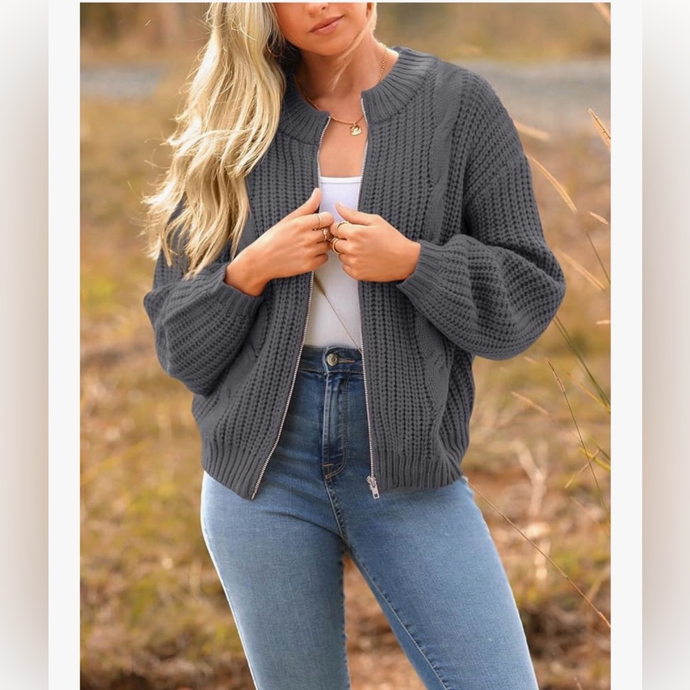 AMAZON SWEATER